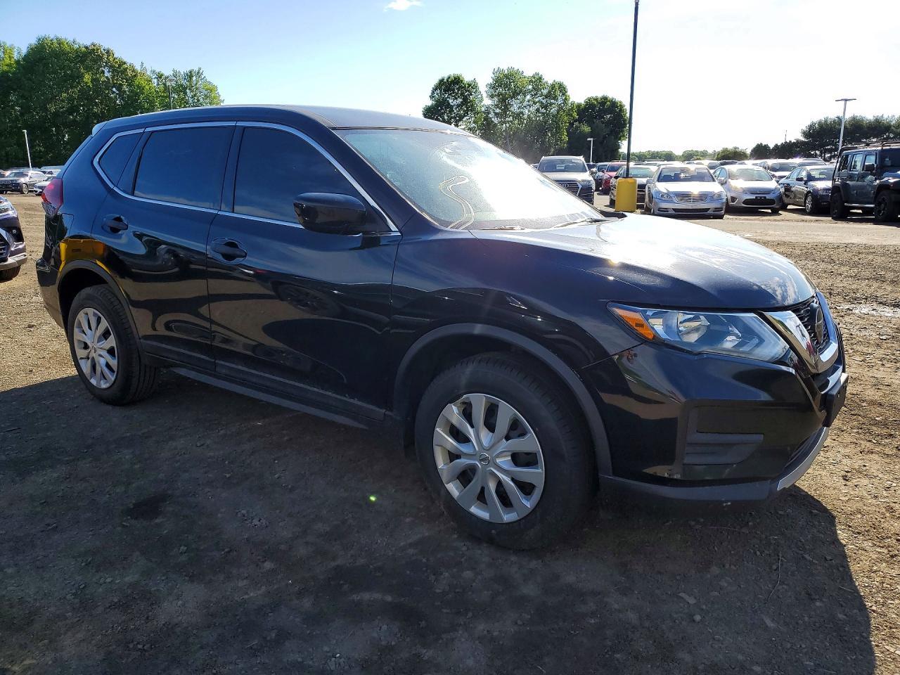 2020 Nissan Rogue, S