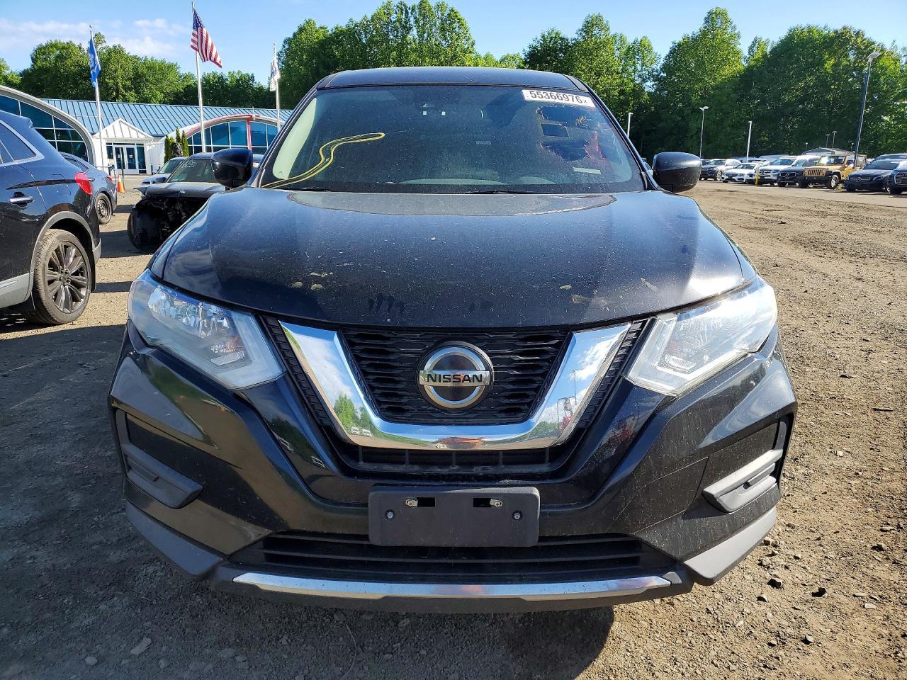 2020 Nissan Rogue, S