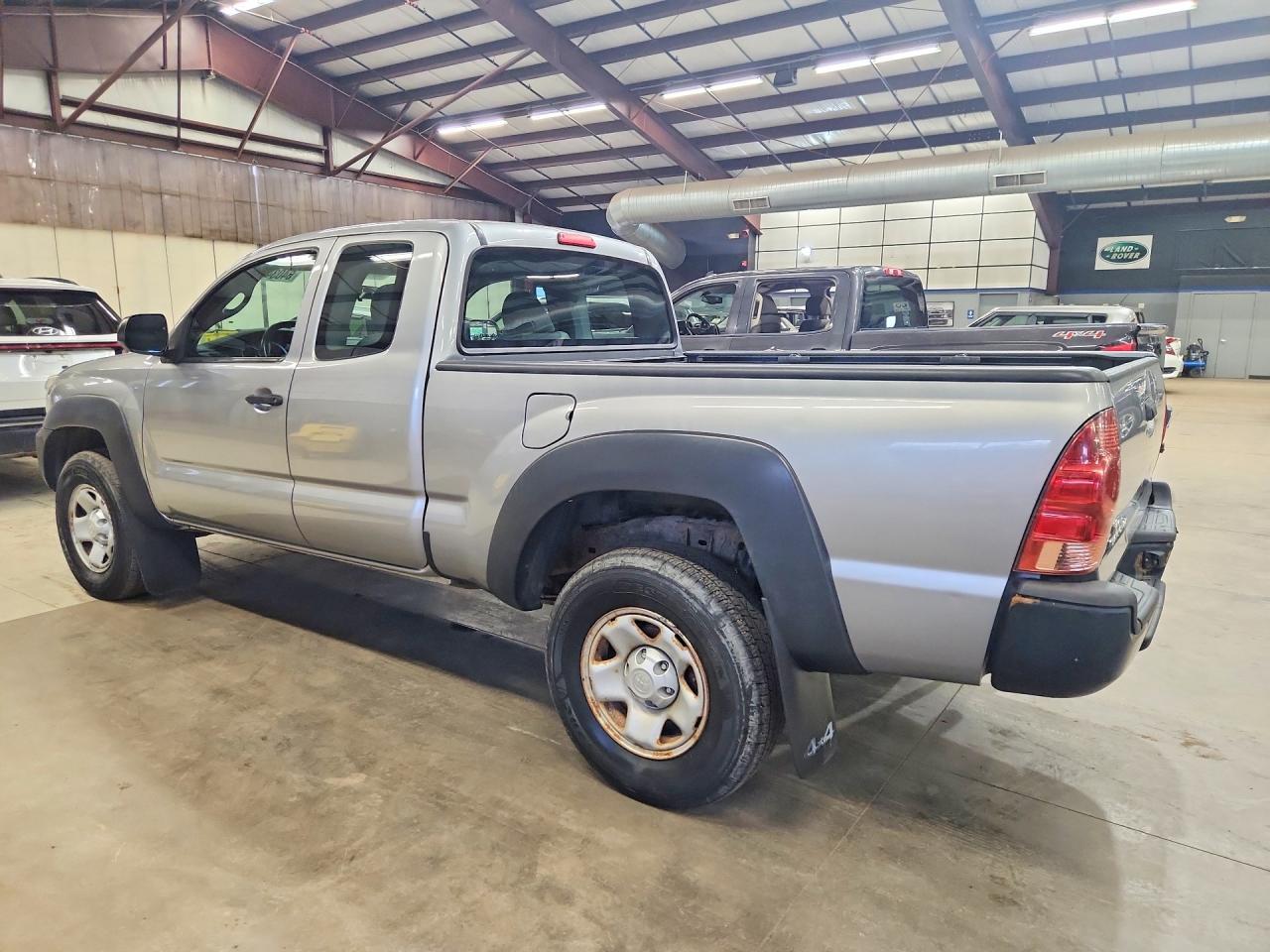 2015 Toyota Tacoma, Base