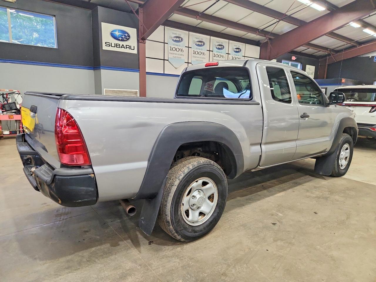 2015 Toyota Tacoma, Base