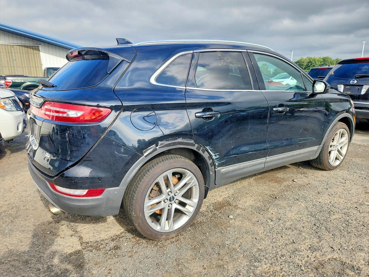 2016 Lincoln MKC, Reserve