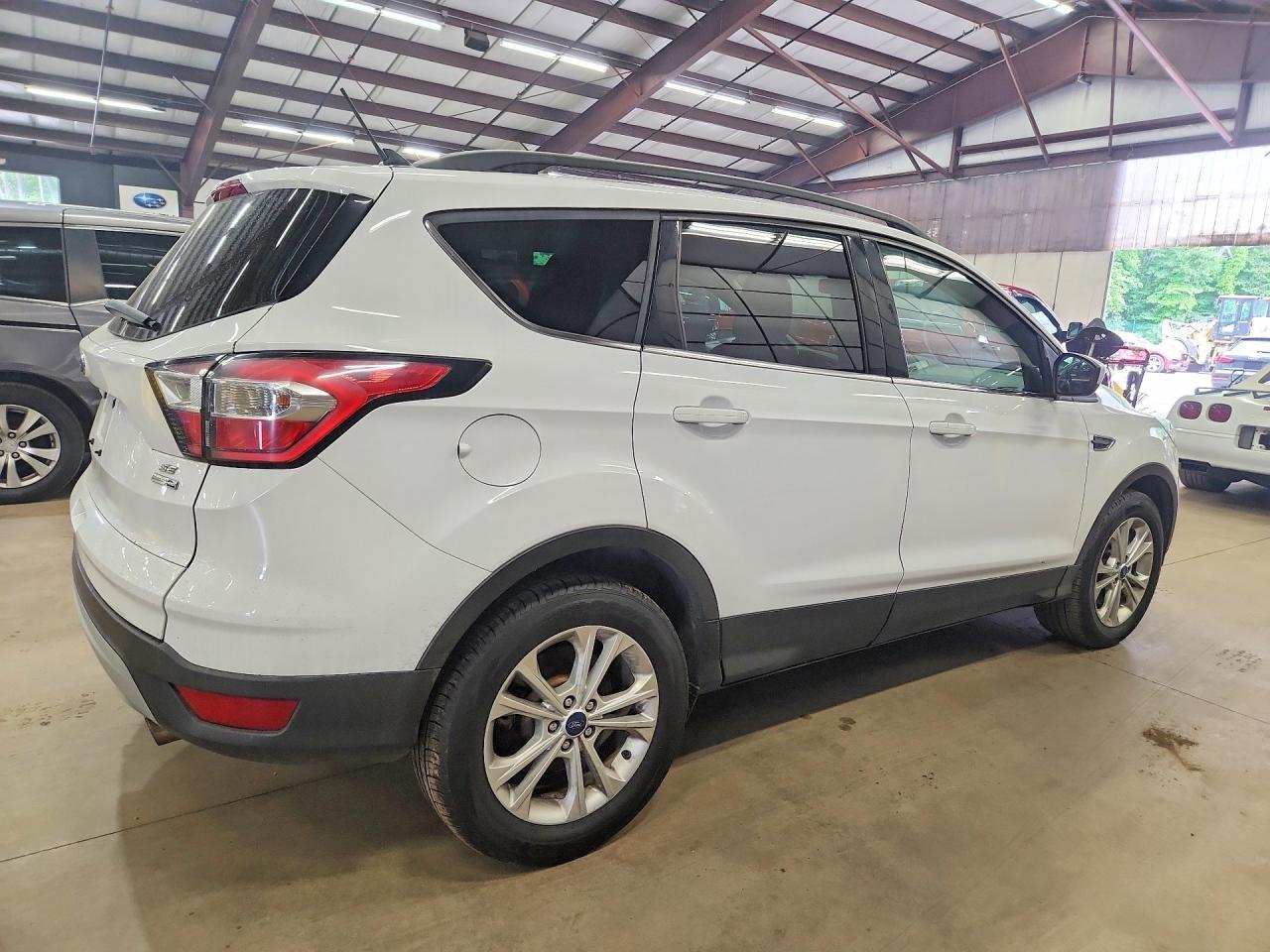 2018 Ford Escape, SE