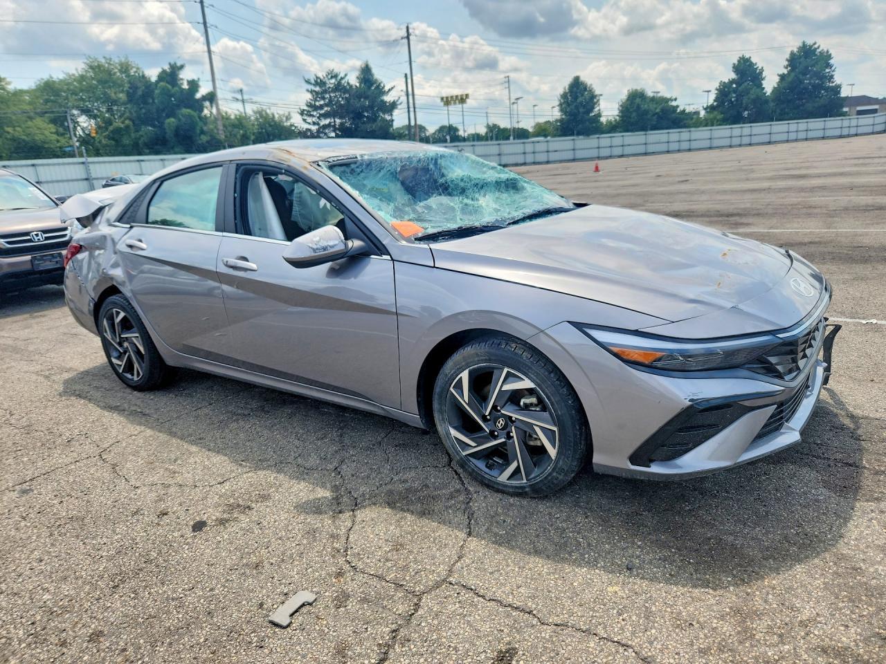 2025 Hyundai Elantra, Sel