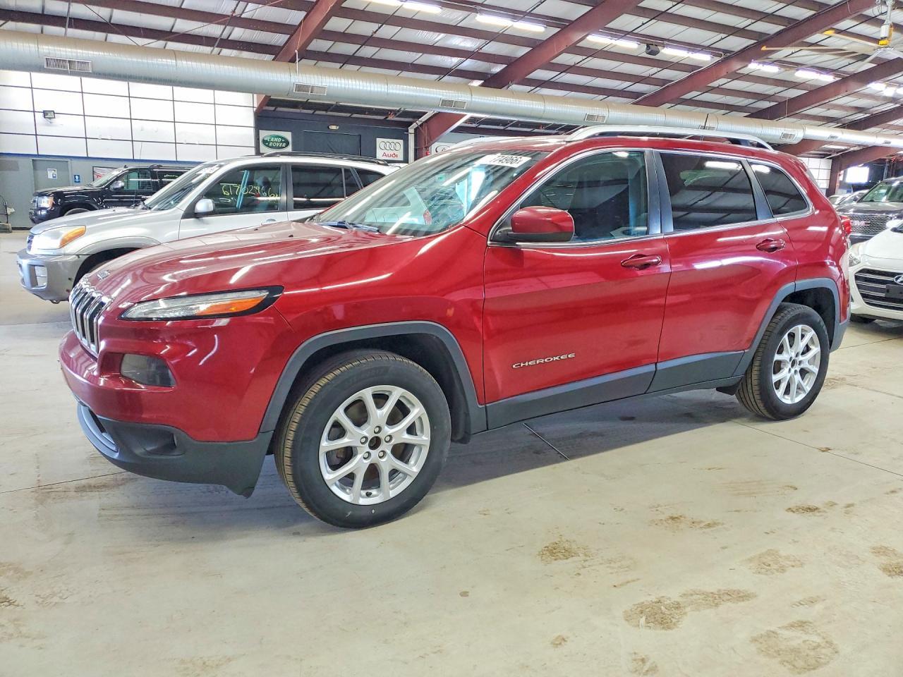 2017 Jeep Cherokee, Latitude