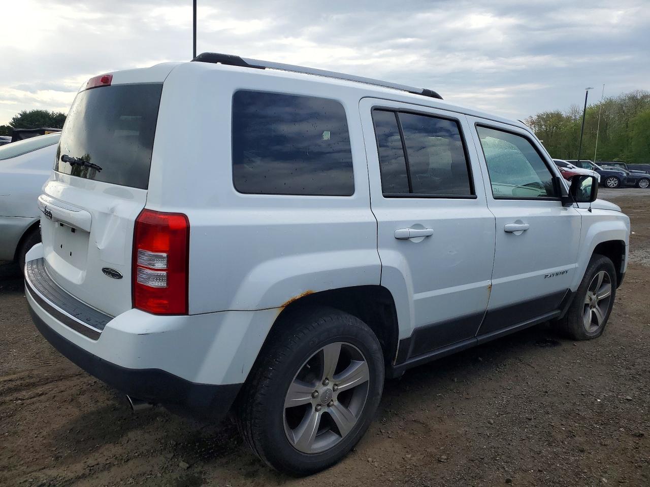 2017 Jeep Patriot, Latitude