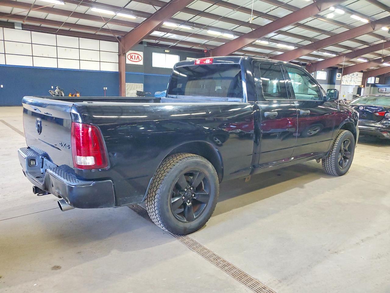 2015 RAM 1500, ST