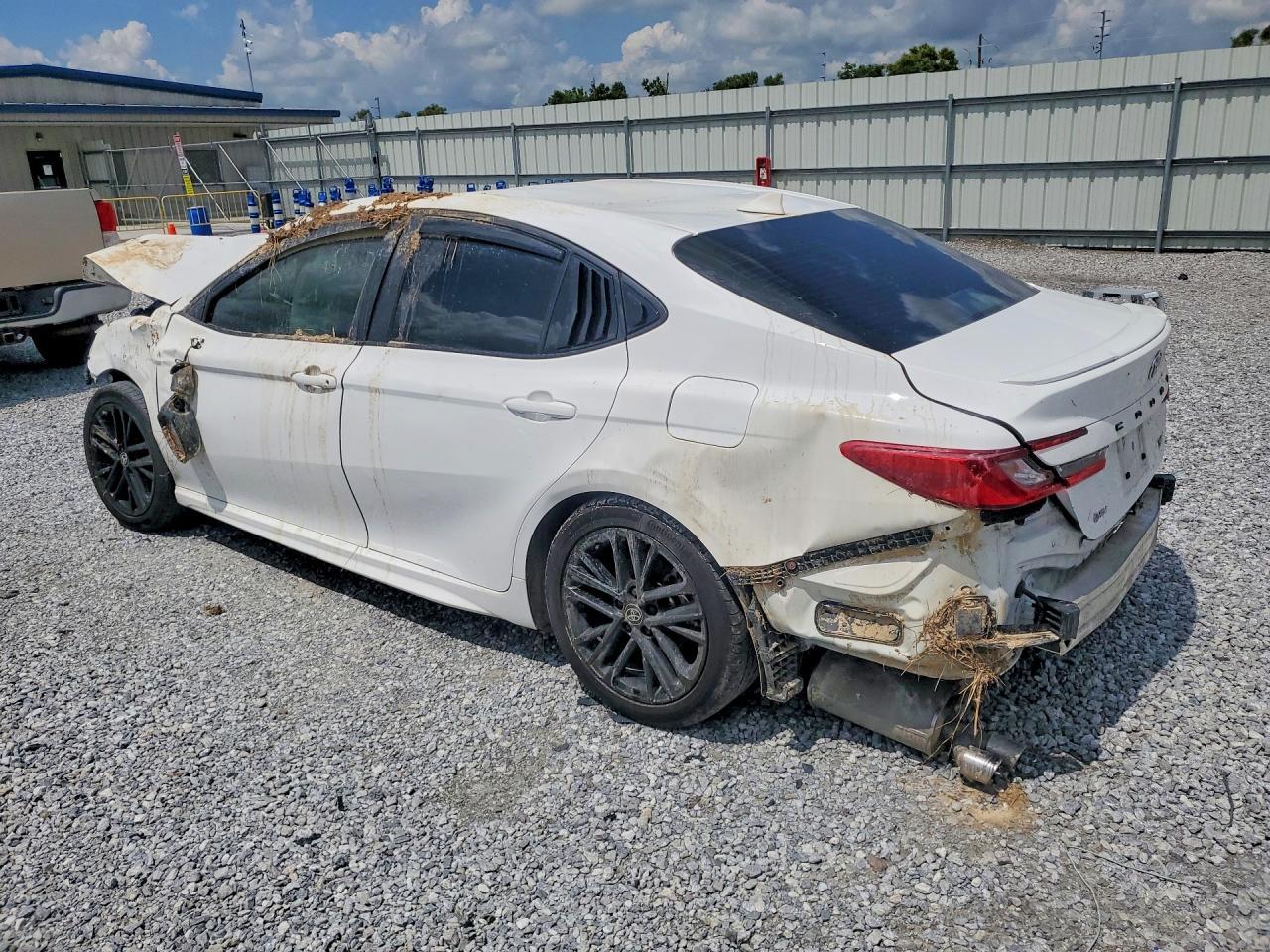 2025 Toyota Camry, SE
