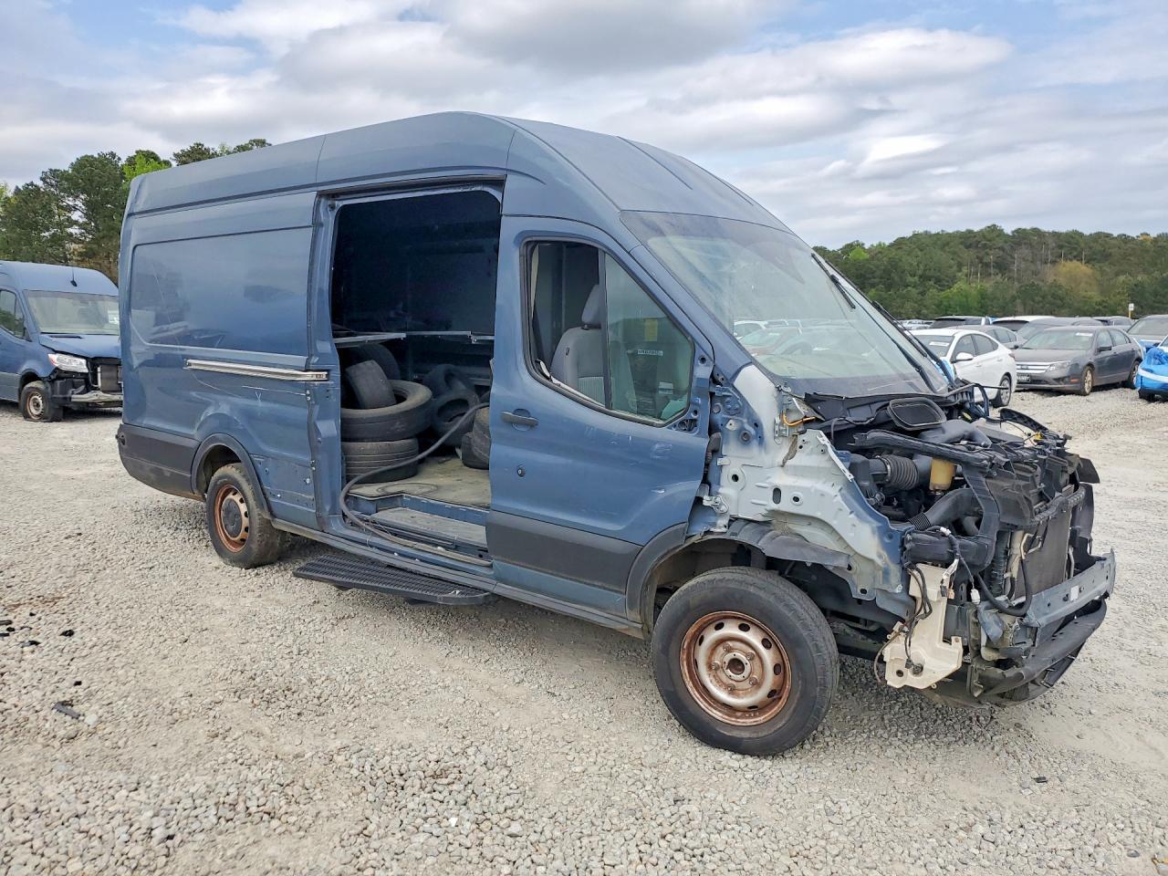 2019 Ford Transit, T-250