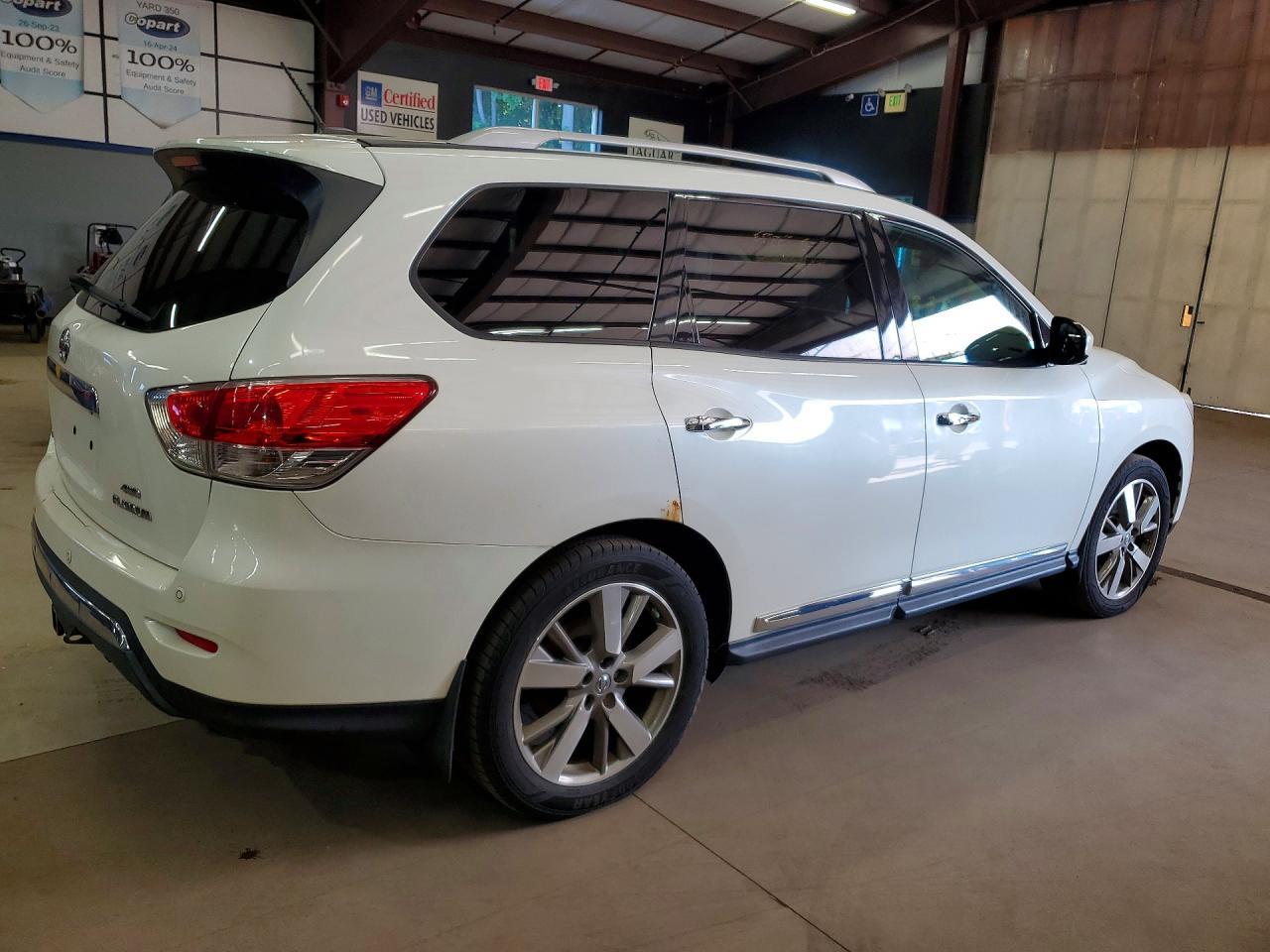 2016 Nissan Pathfinder, Platinum