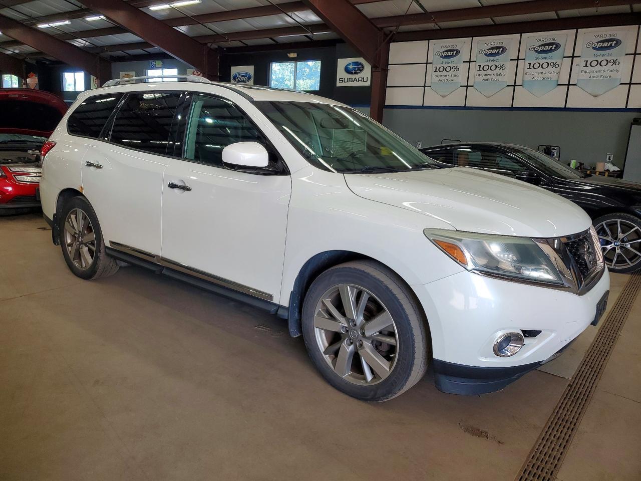 2016 Nissan Pathfinder, Platinum