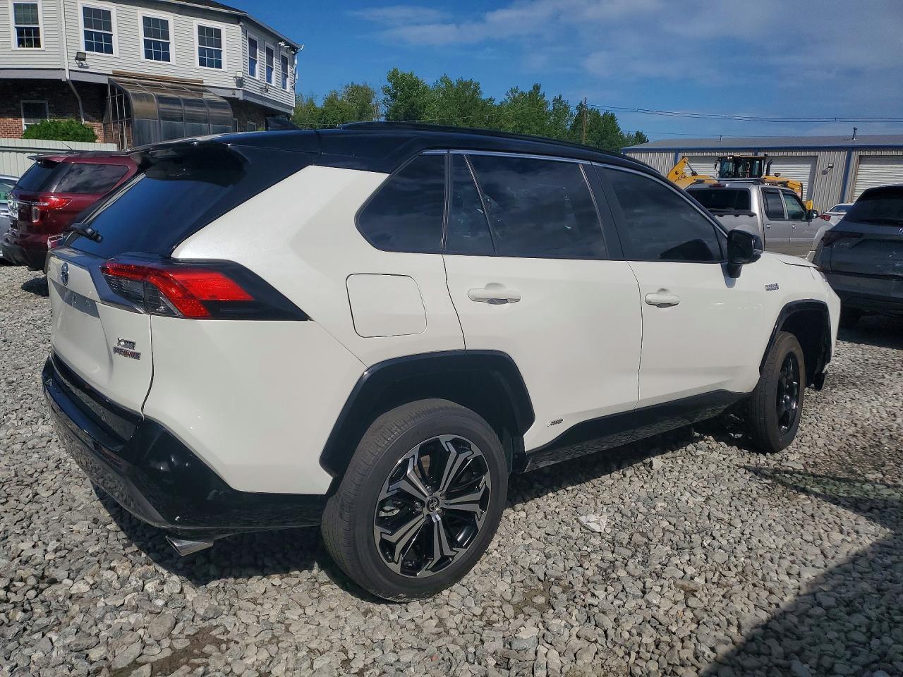 2021 Toyota RAV4, Xse
