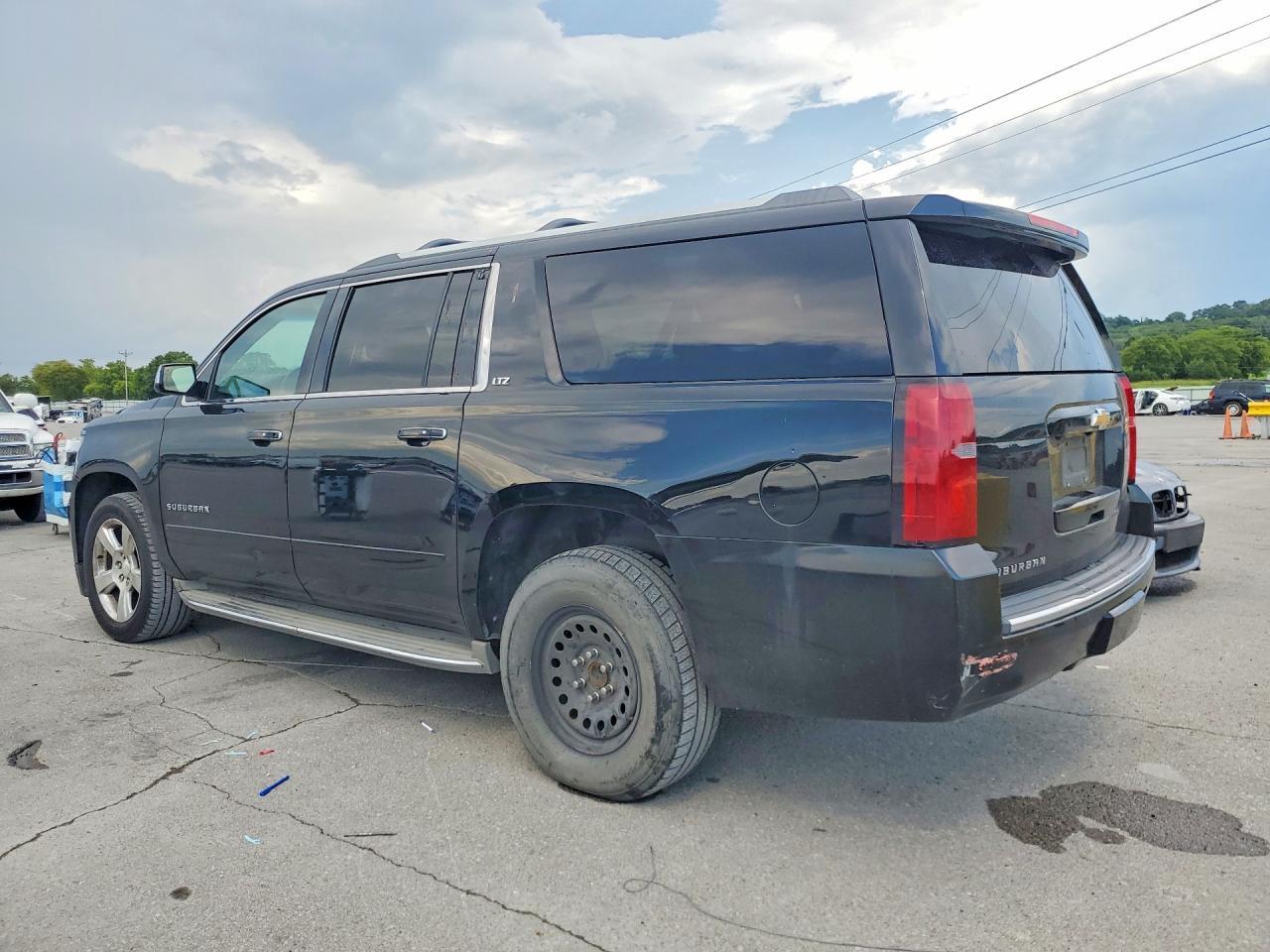 2015 Chevrolet Suburban, K150...