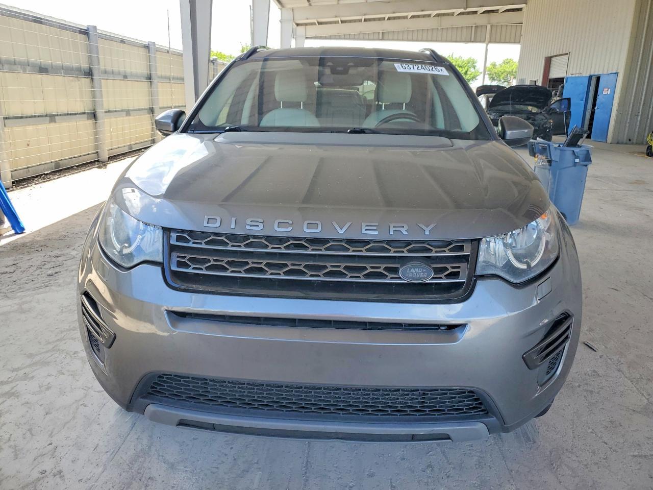 2017 Land Rover Discovery, SE