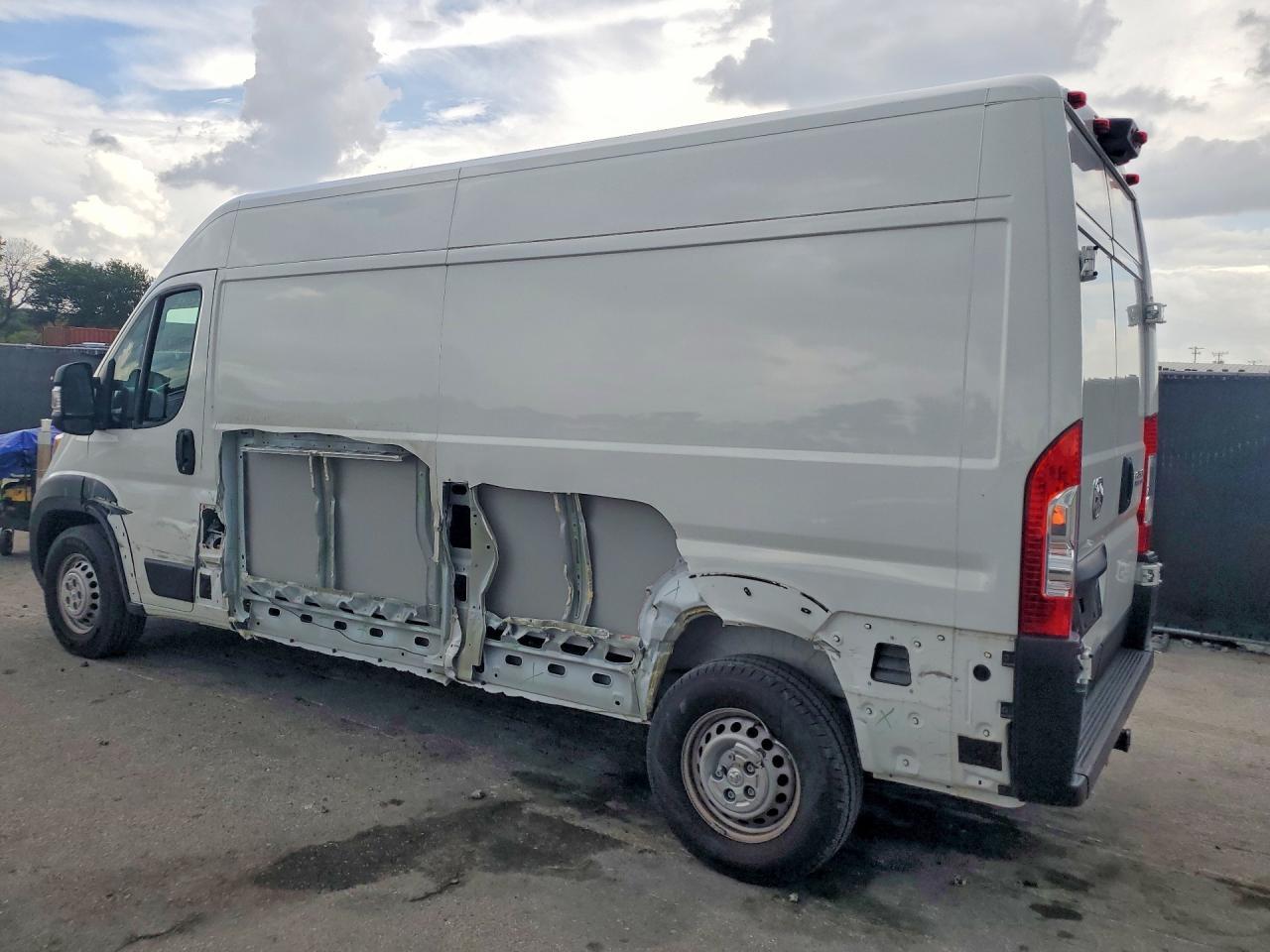 2025 RAM Promaster