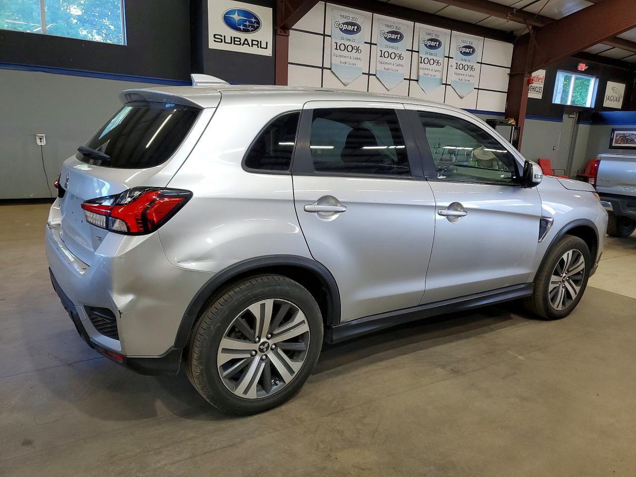 2021 Mitsubishi Outlander, ES