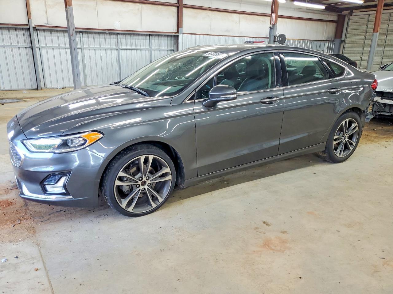 2020 Ford Fusion, Titanium