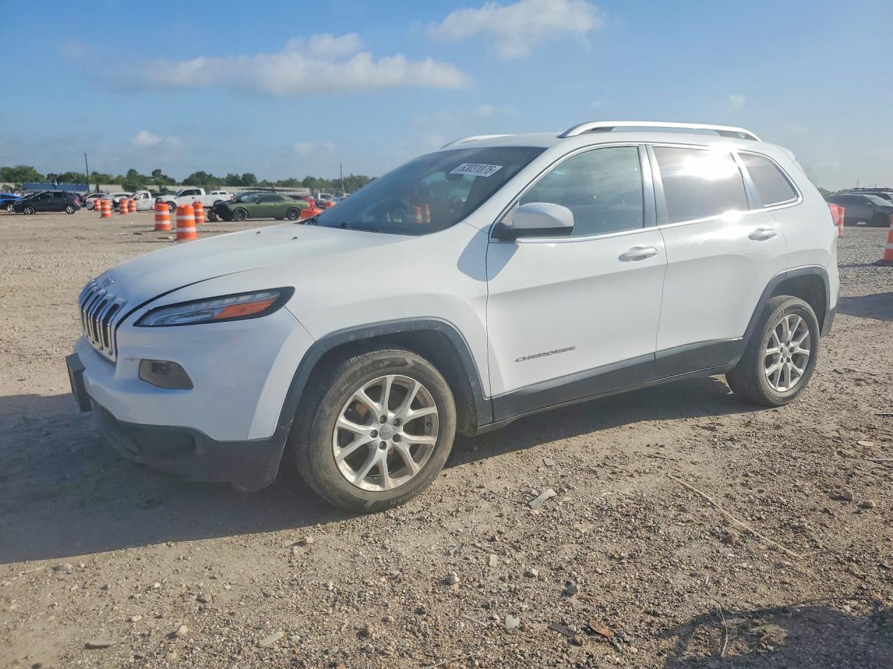 2018 Jeep Cherokee, Latitude