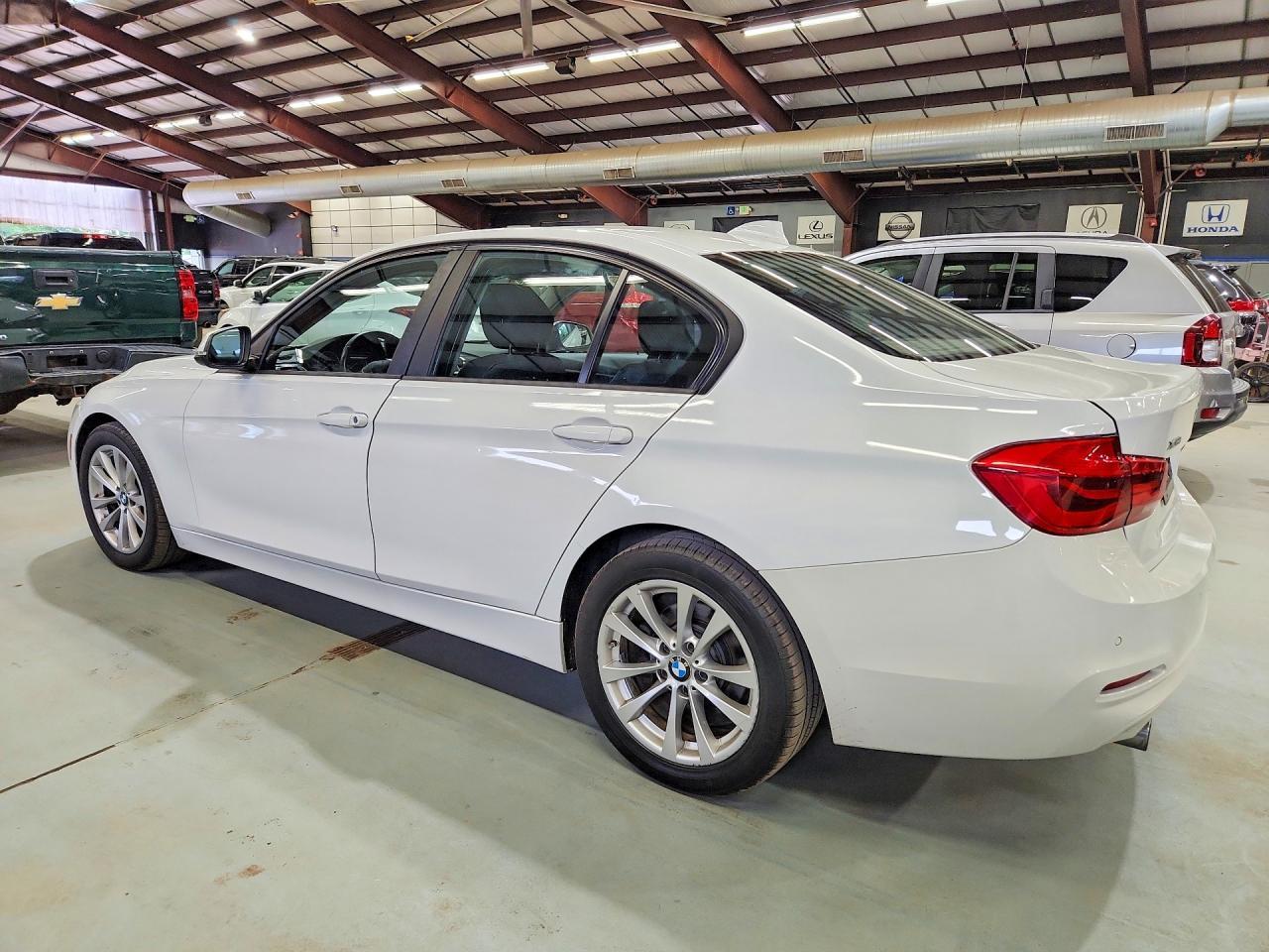 2016 BMW 3 Series, 320 XI