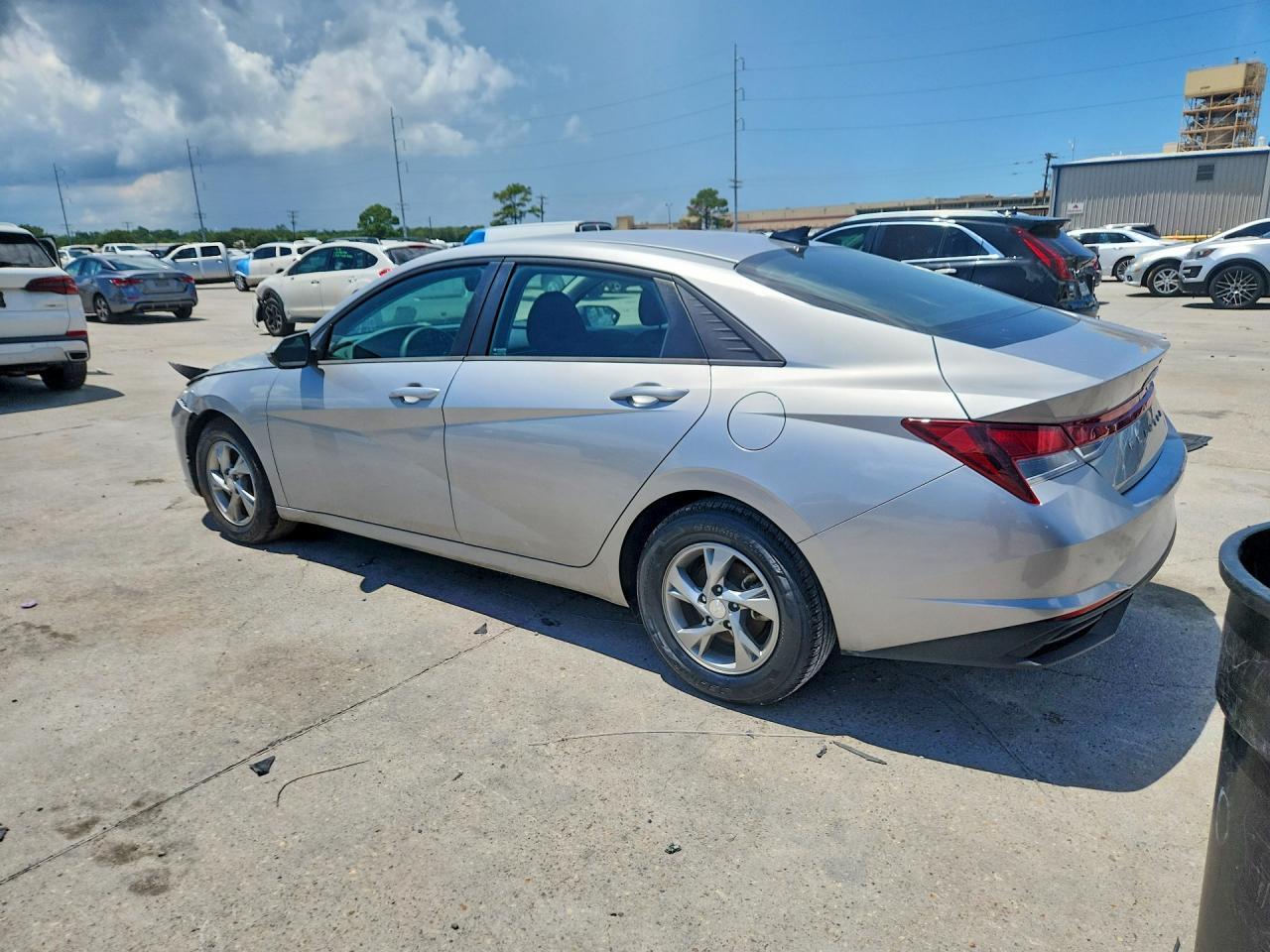 2023 Hyundai Elantra, SE