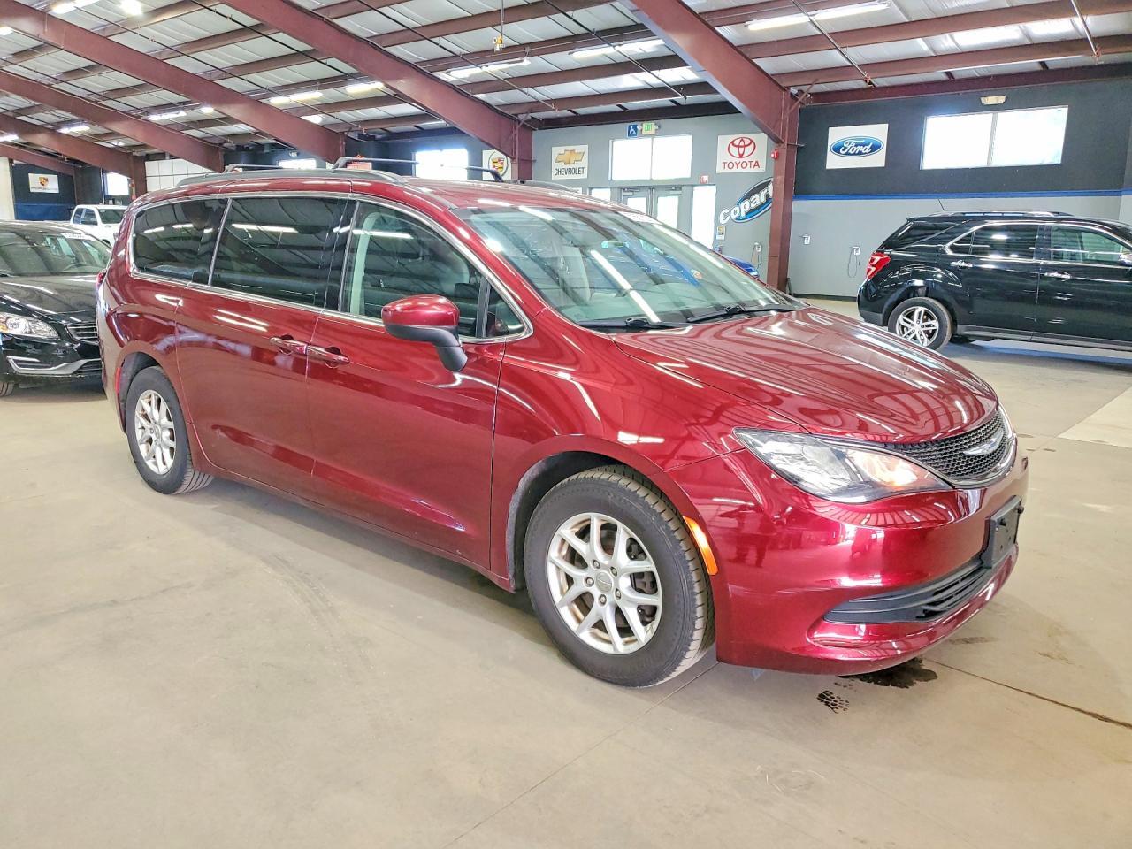 2020 Chrysler Voyager, Lxi