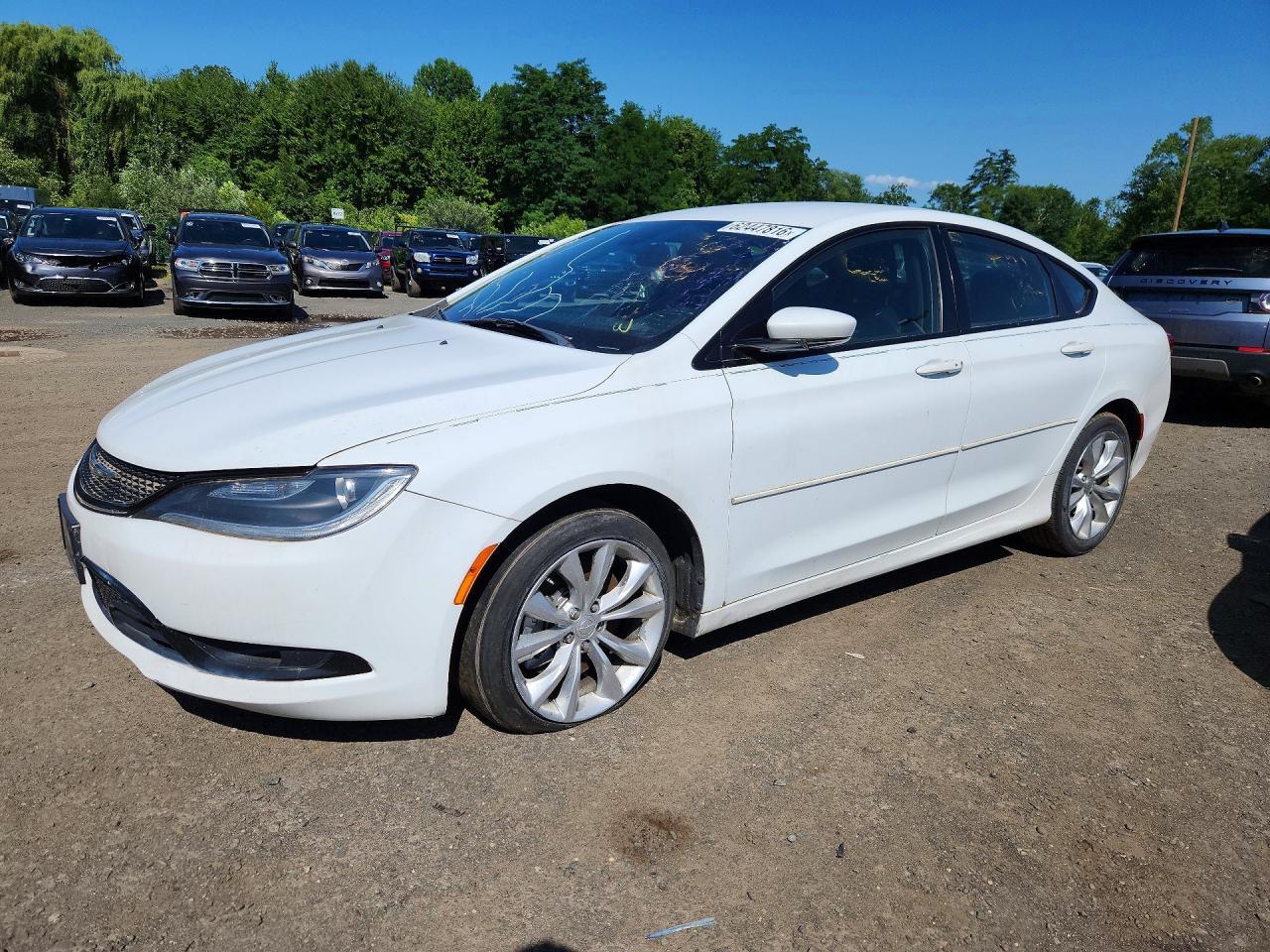 2016 Chrysler 200, S