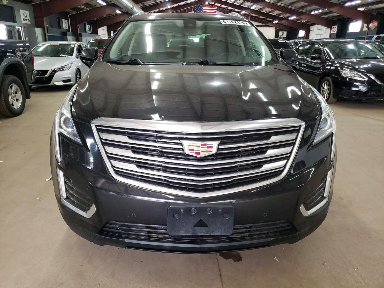 2019 Cadillac XT5, Luxury