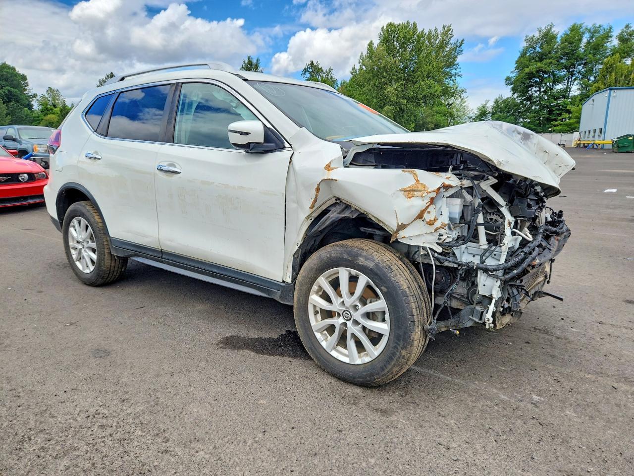 2017 Nissan Rogue, SV