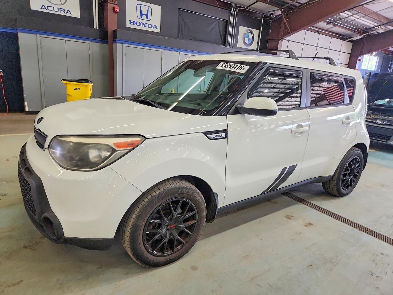 2015 KIA Soul, Base