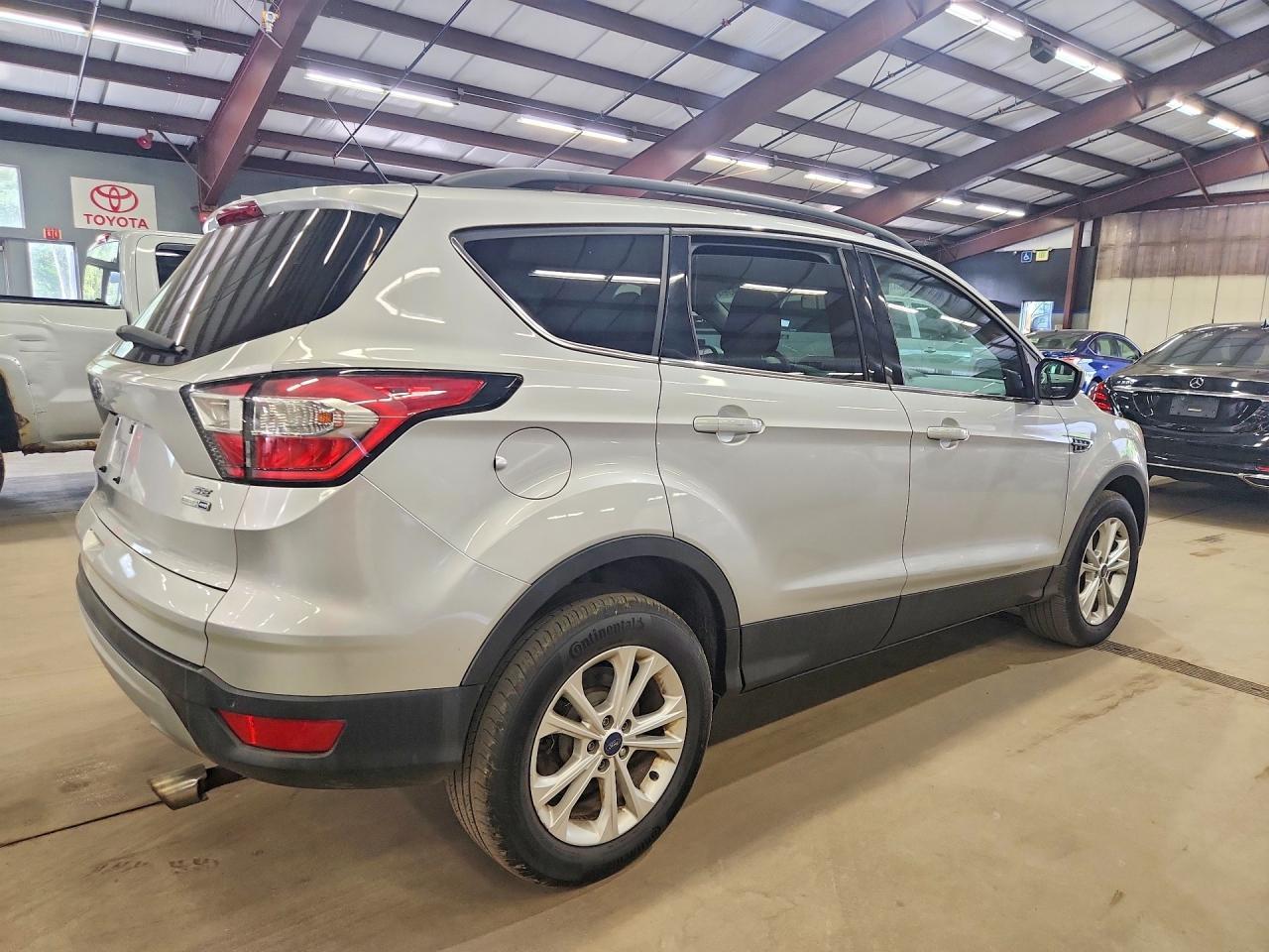 2018 Ford Escape, SE