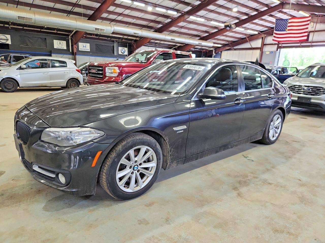 2015 BMW 5 Series, 528 XI