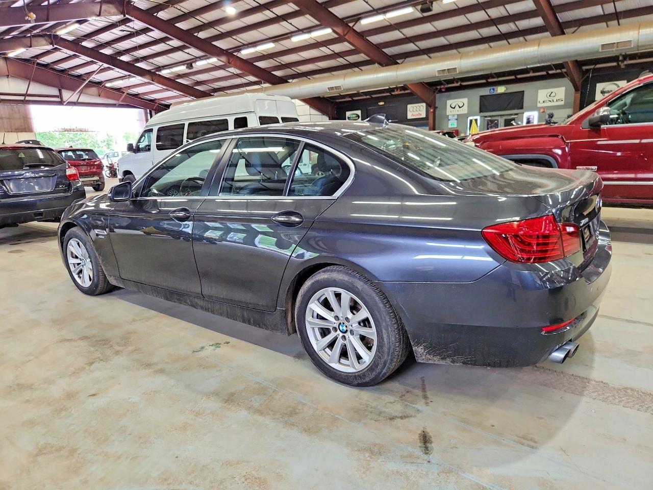 2015 BMW 5 Series, 528 XI