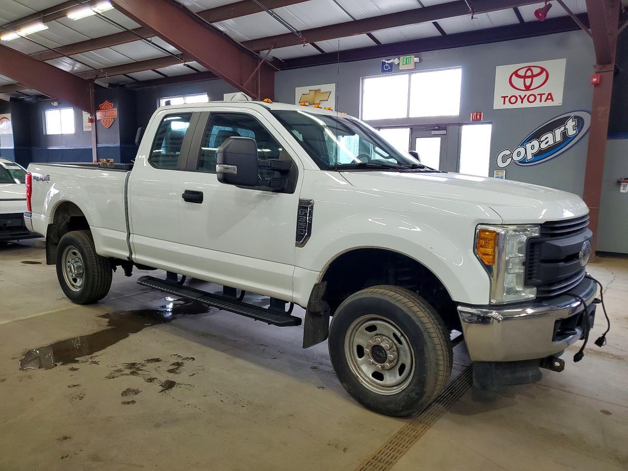 2017 Ford F-350, Super Duty