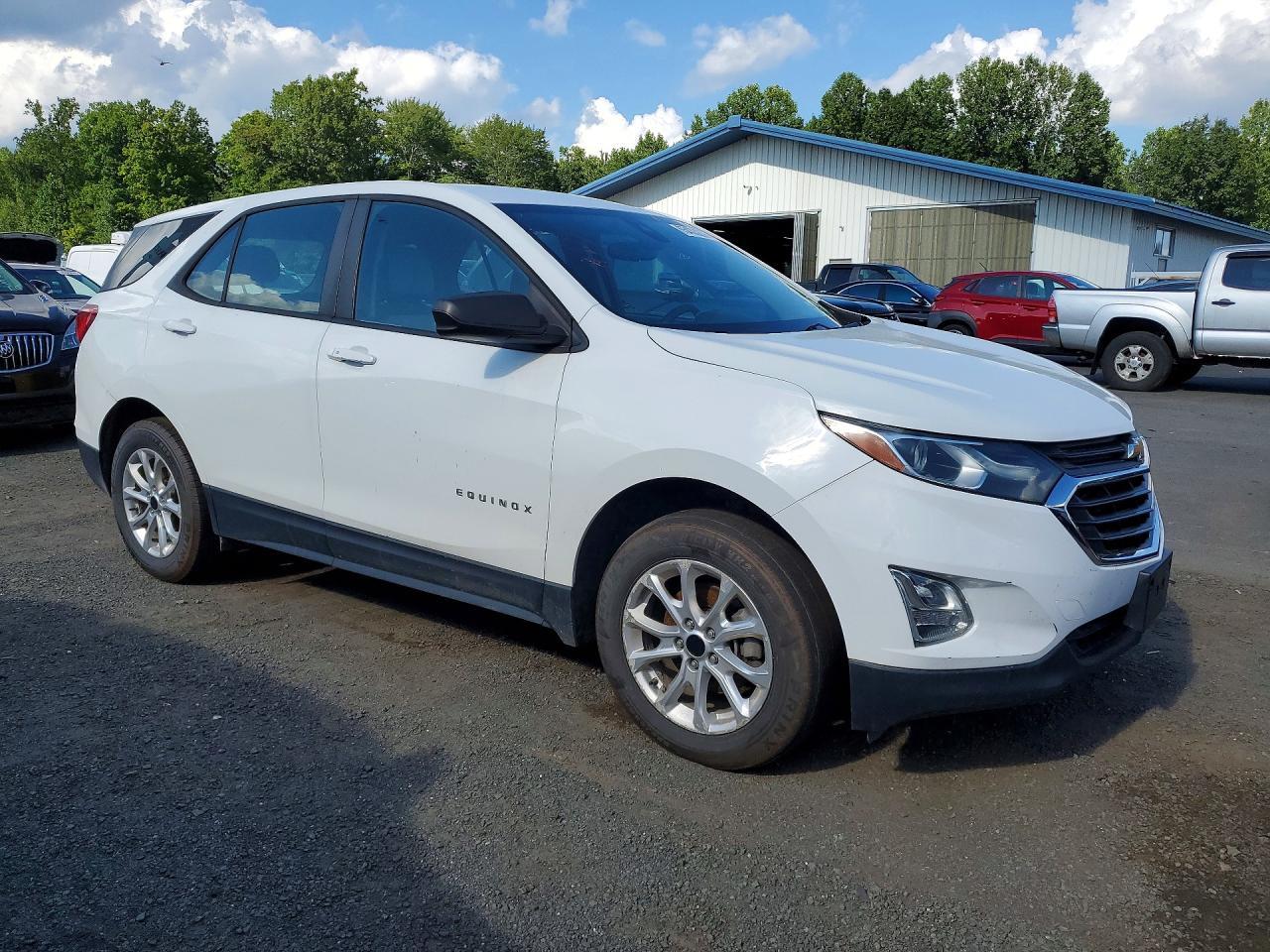 2020 Chevrolet Equinox, LS