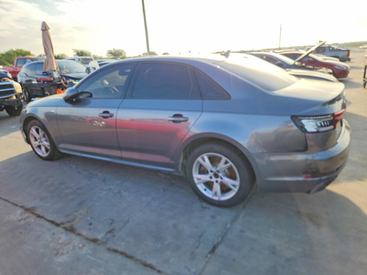 2018 Audi A4, Premium