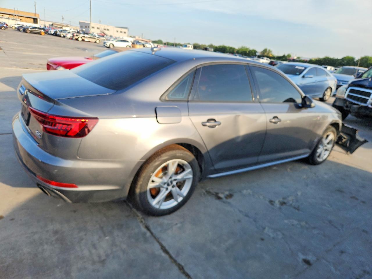 2018 Audi A4, Premium