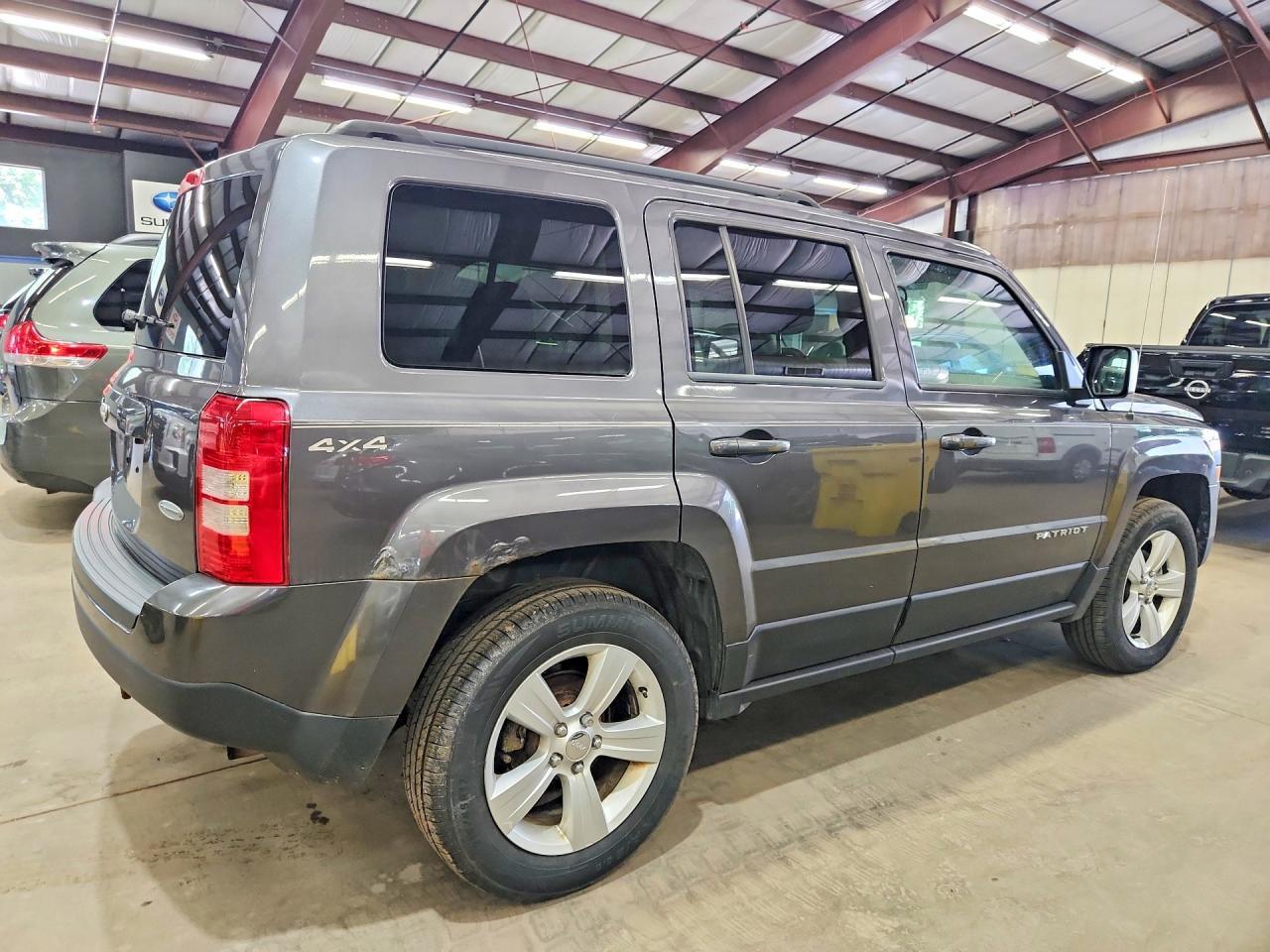 2015 Jeep Patriot, Latitude