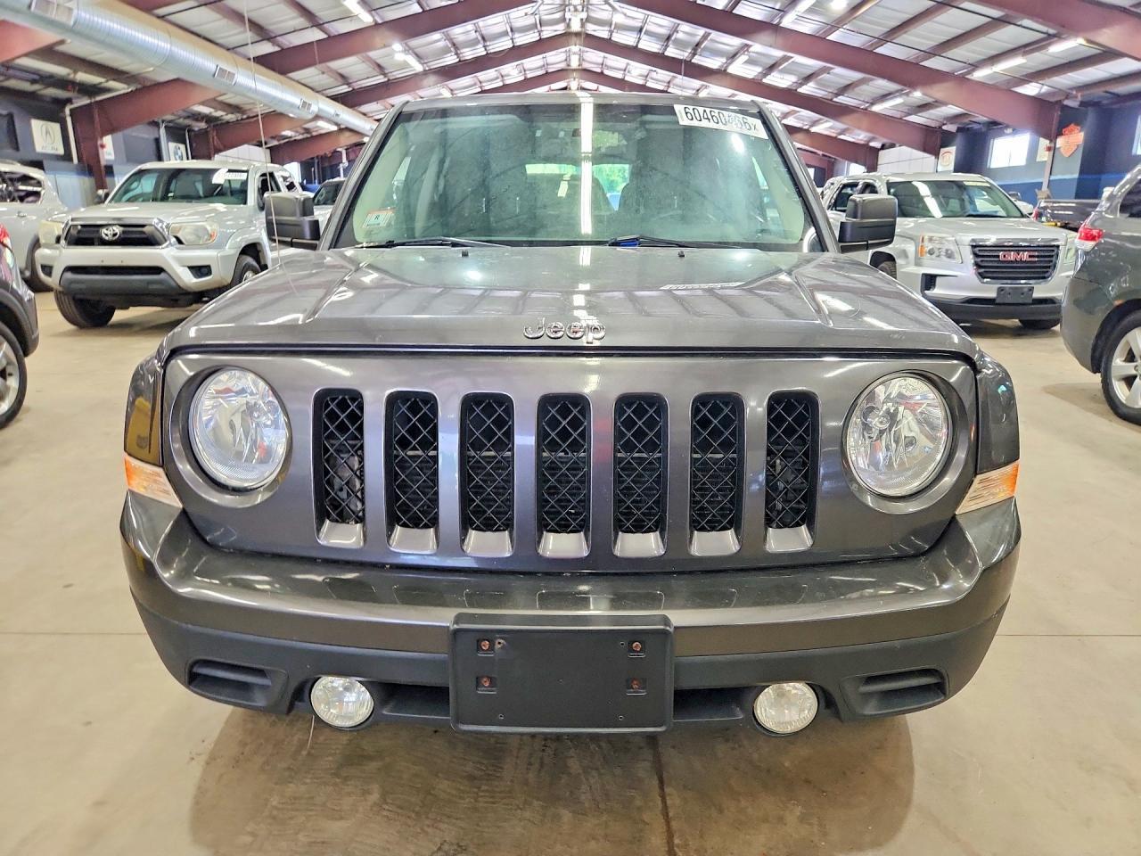 2015 Jeep Patriot, Latitude