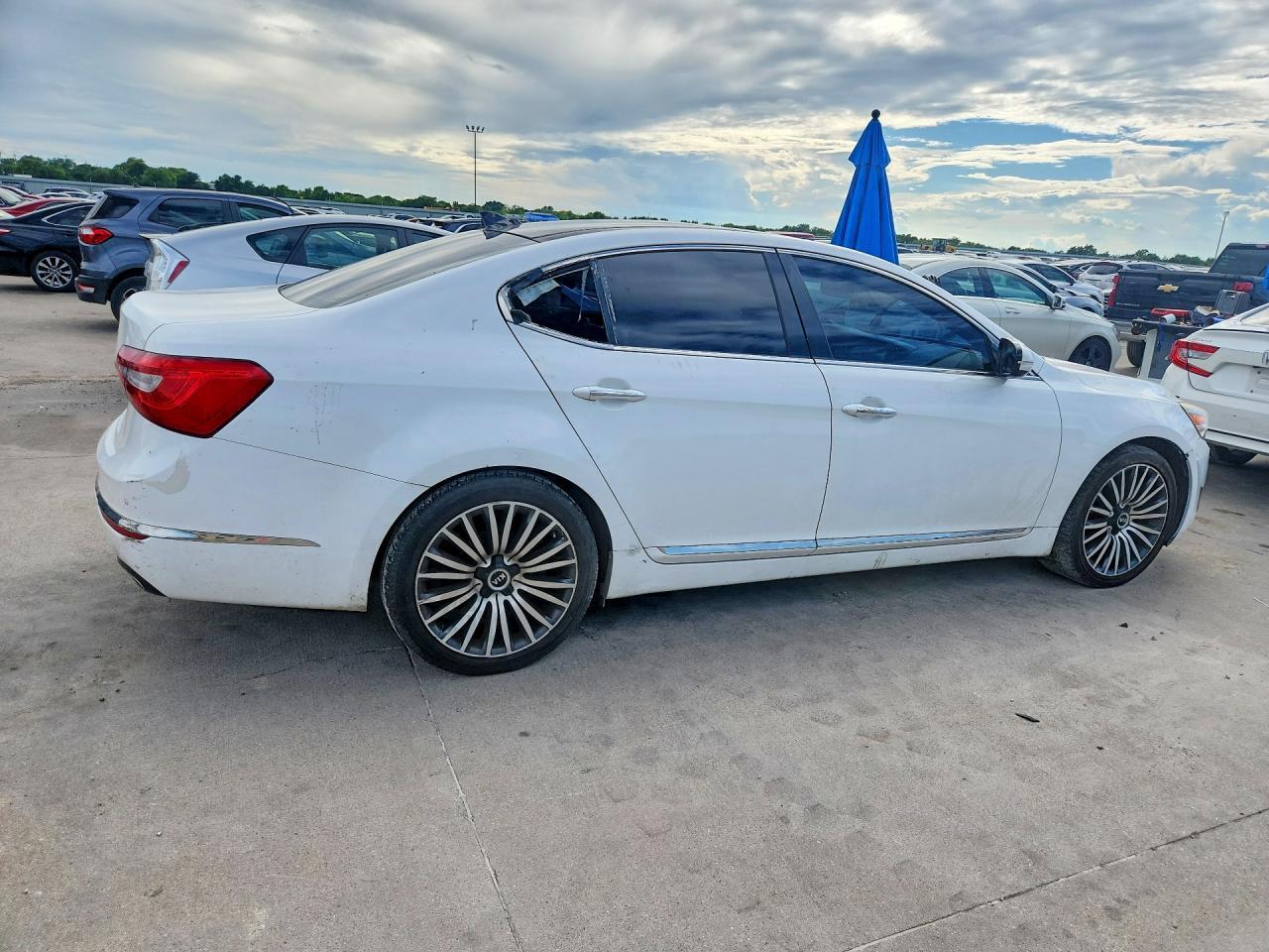 2015 KIA Cadenza, Premium