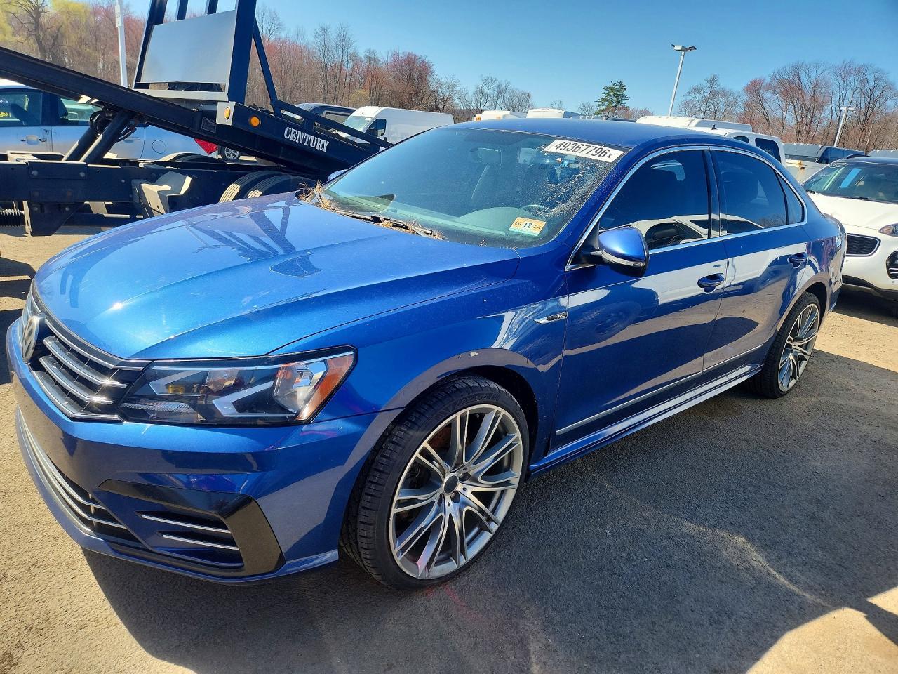 2017 Volkswagen Passat, R-Line