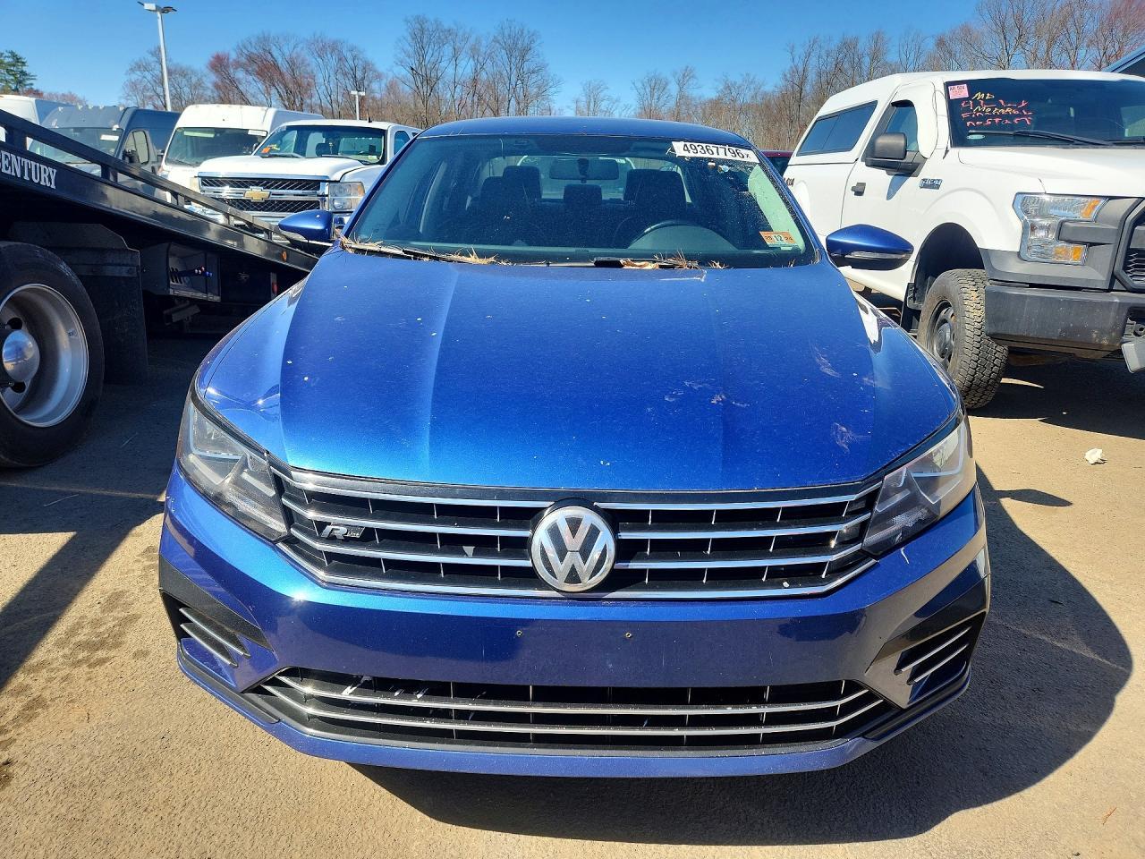 2017 Volkswagen Passat, R-Line