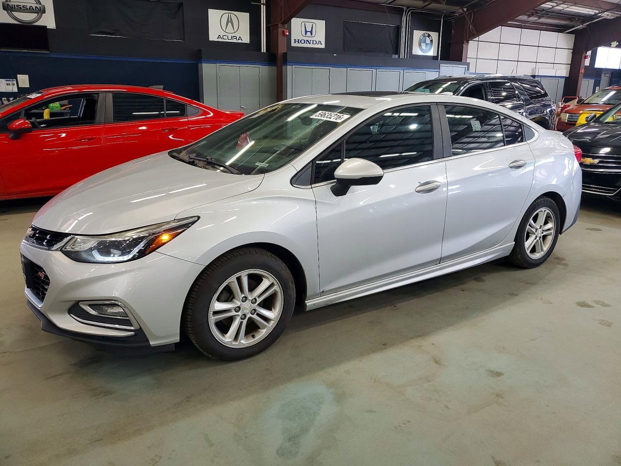 2017 Chevrolet Cruze, LT