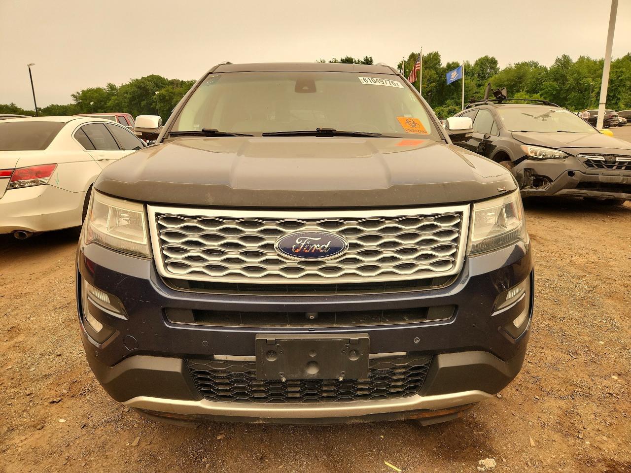2016 Ford Explorer, Platinum