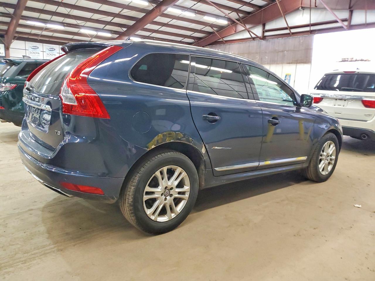 2015 Volvo XC60, T5 Premier