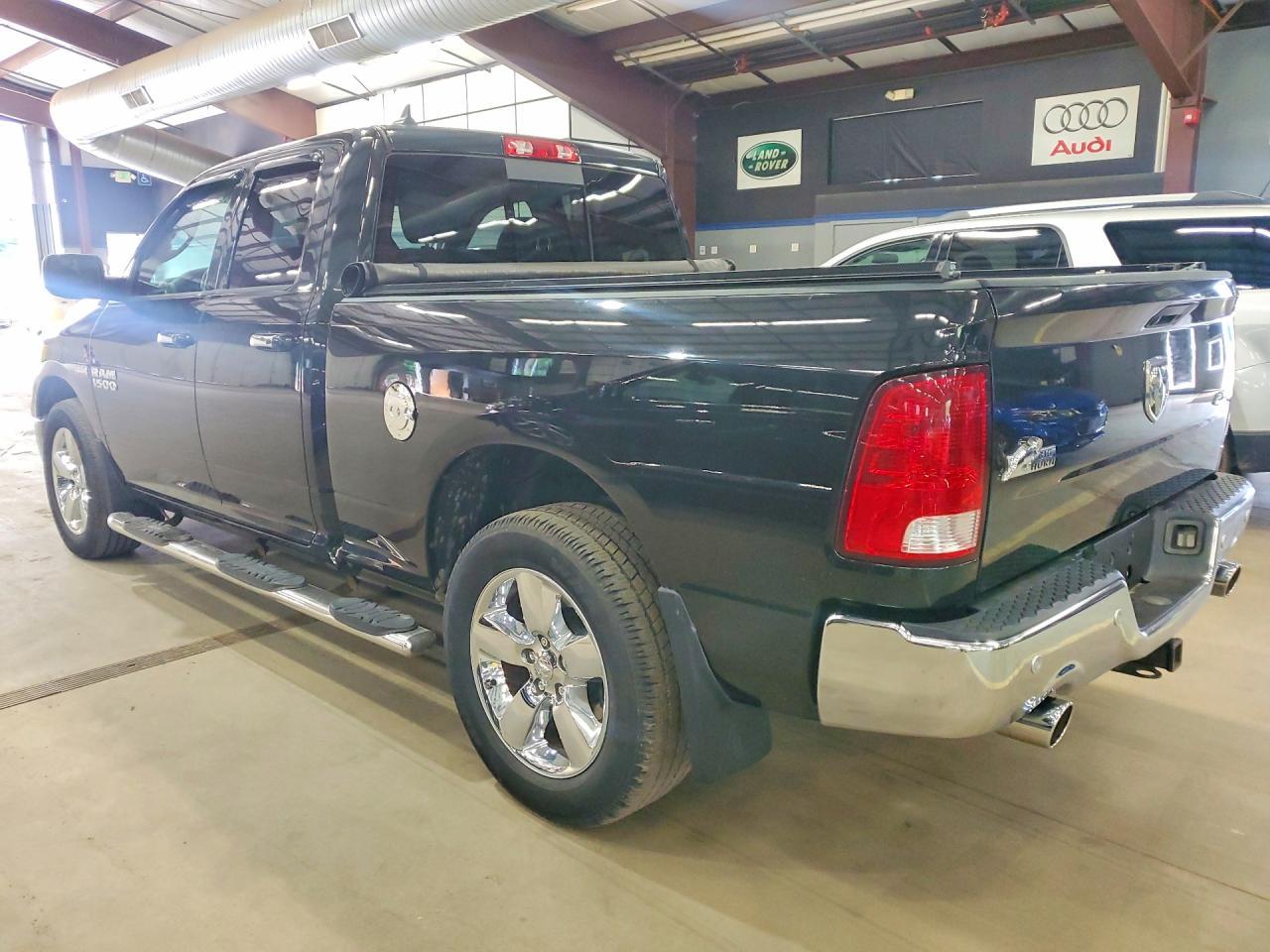 2017 RAM 1500, Slt