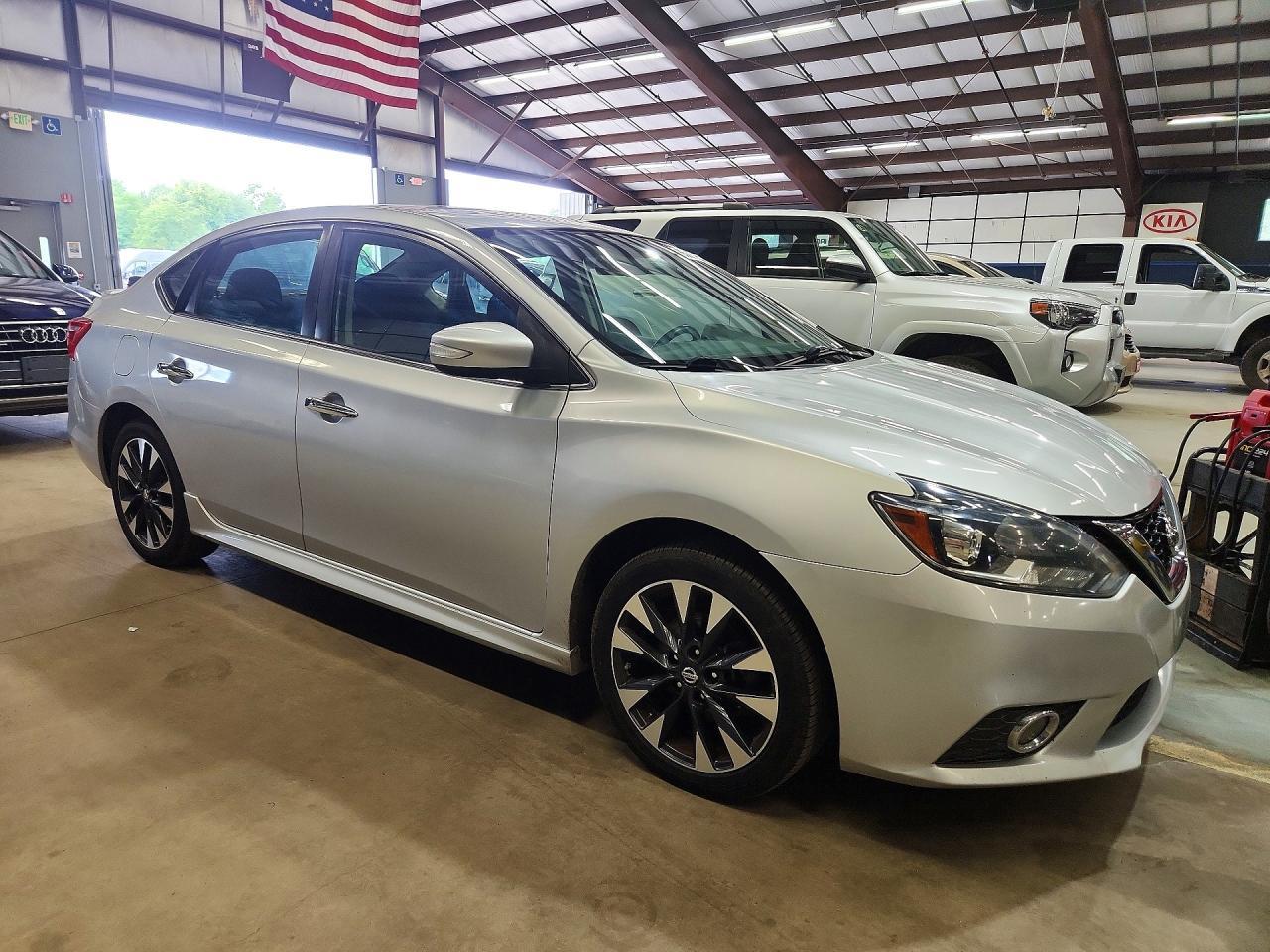 2016 Nissan Sentra, SR