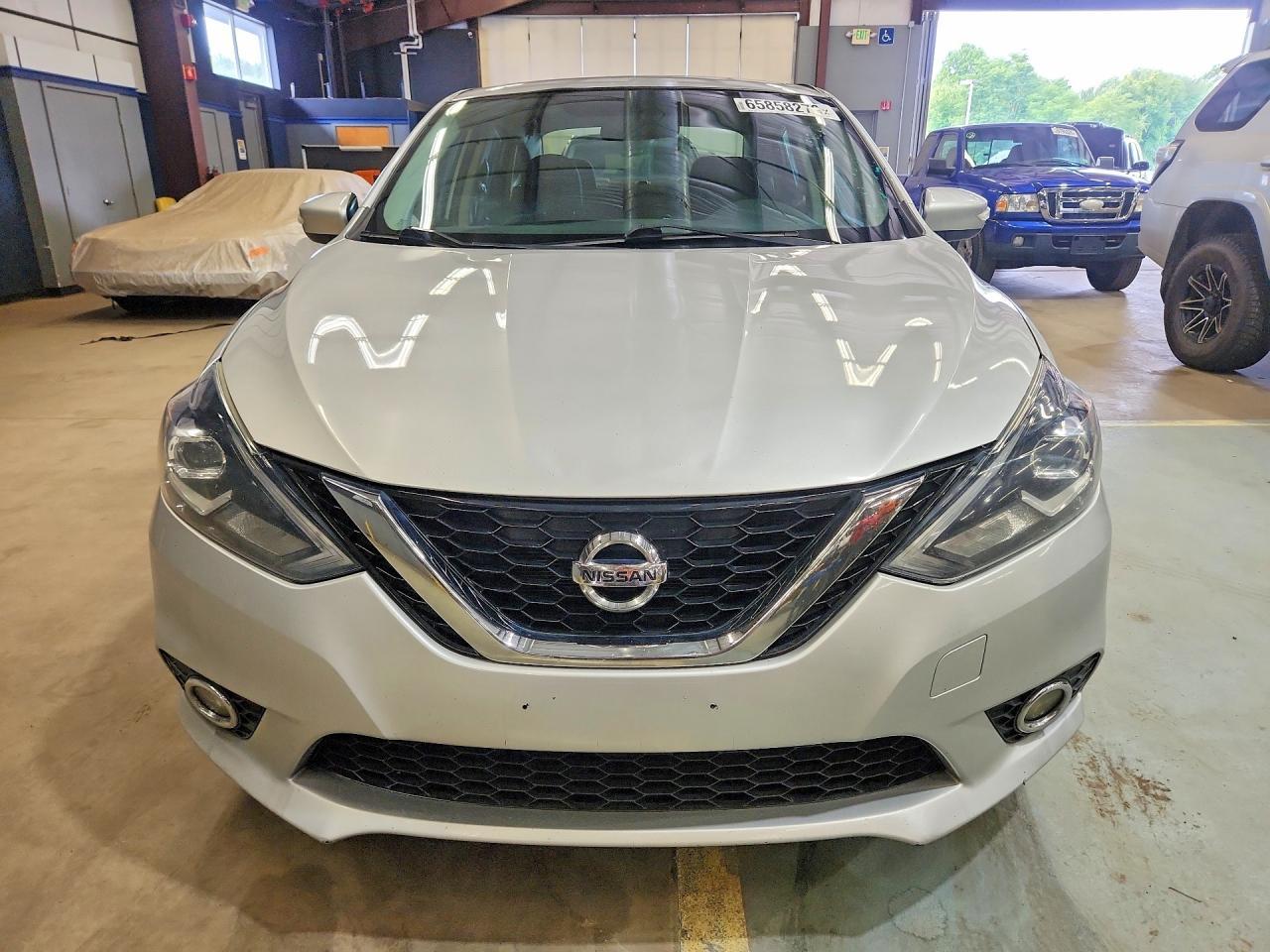 2016 Nissan Sentra, SR
