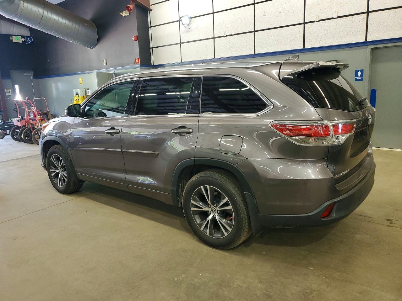 2016 Toyota Highlander, Xle