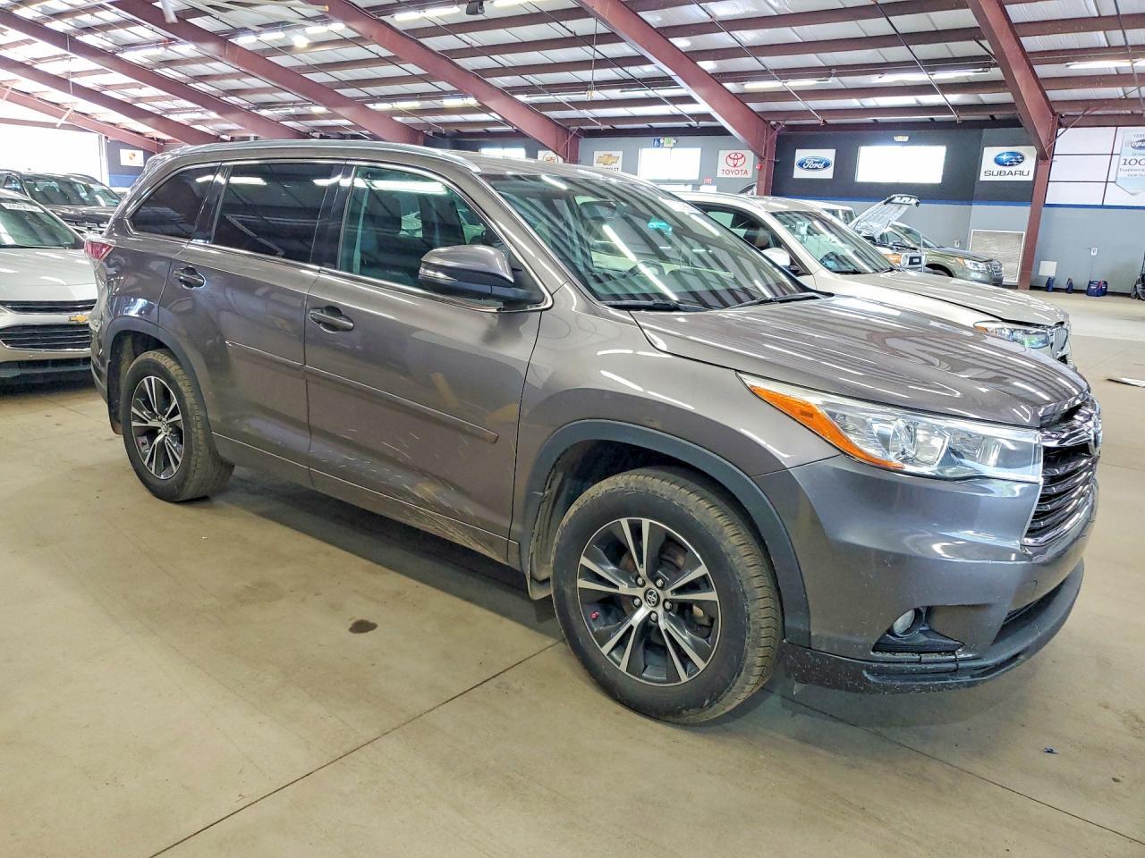 2016 Toyota Highlander, Xle