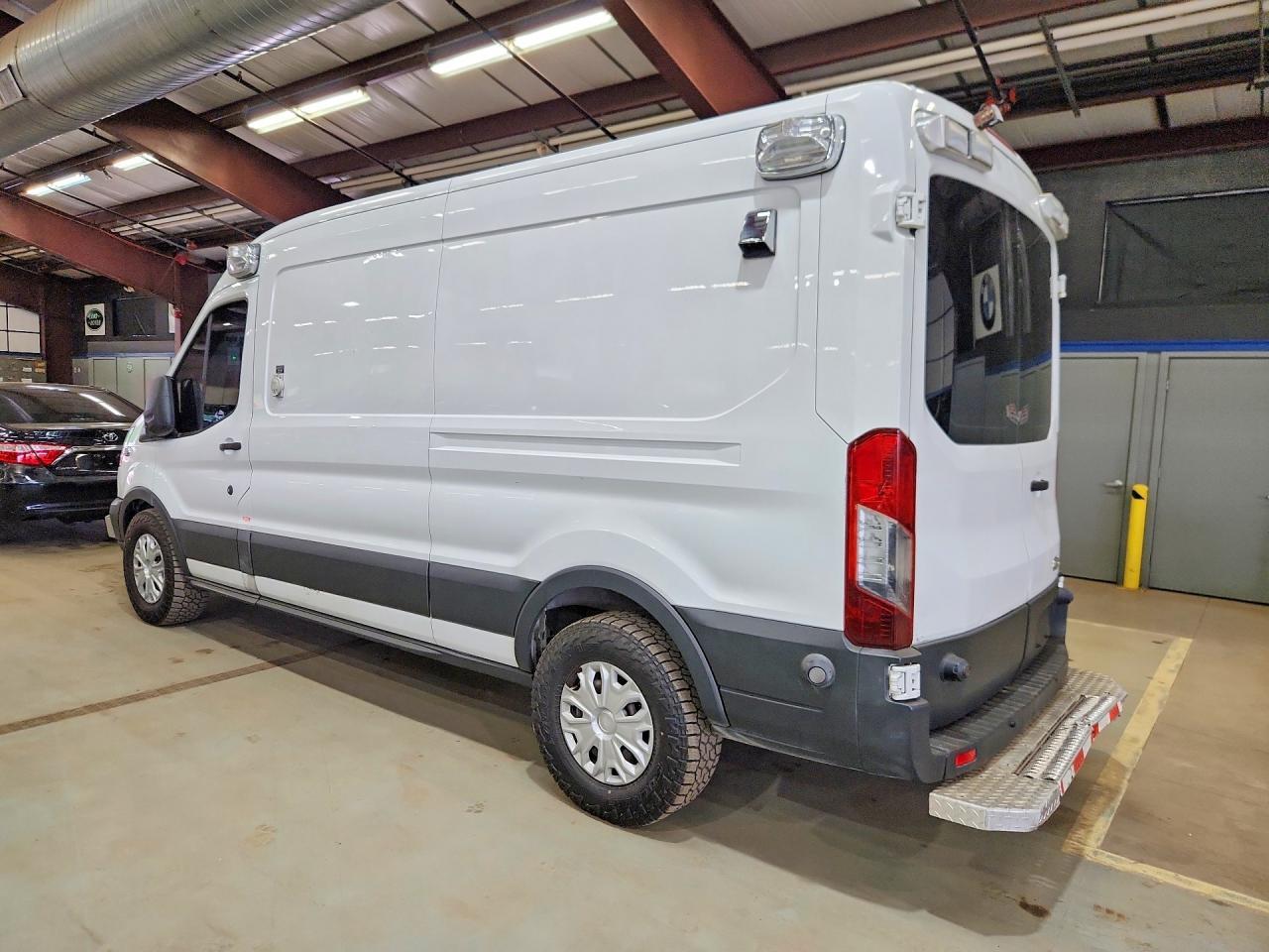 2015 Ford Transit, T-250