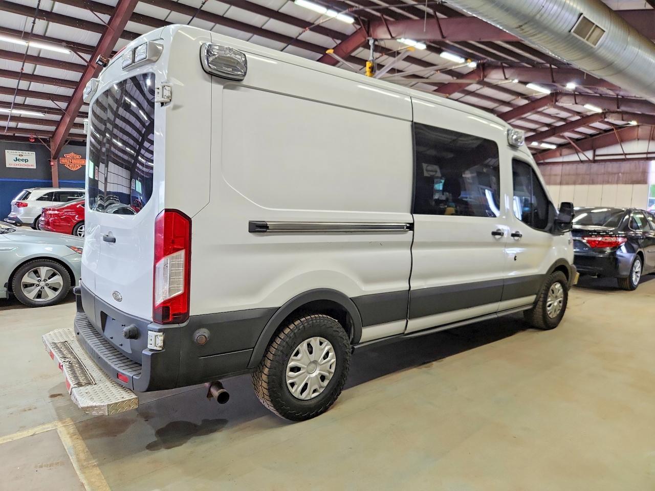 2015 Ford Transit, T-250